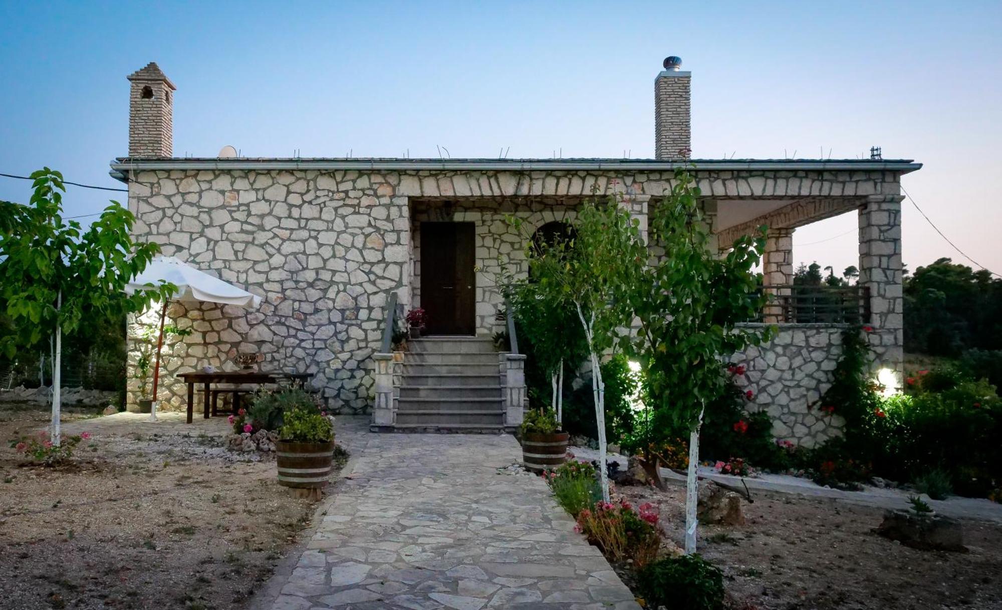 Fterini Apartments Sterna & Alletri Agios Leon Exterior photo